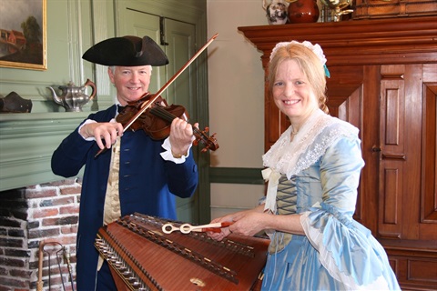 Anne-and-Ridley-at-Steuben-House.jpeg